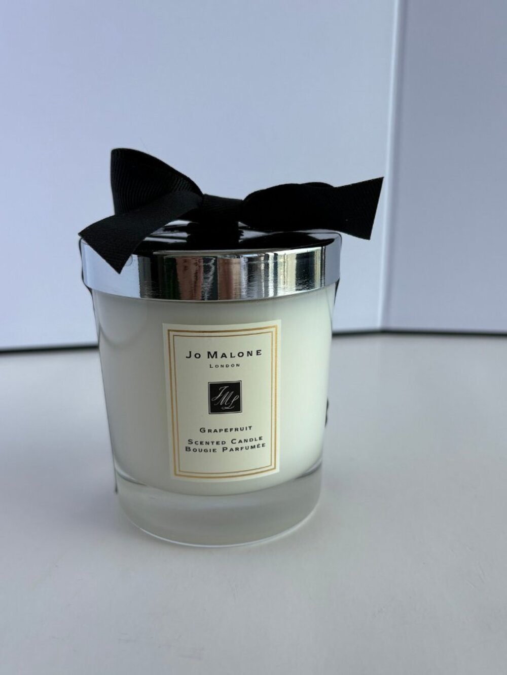 Jo Malone London Grapefruit Scented Candle 2.5 in / 200g Luxury Home Fragrance